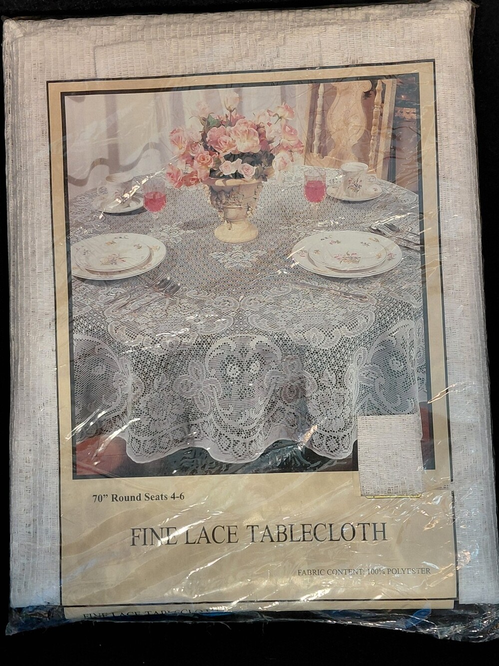 ROUND LACE TABLECLOTH - Picture 2 of 3